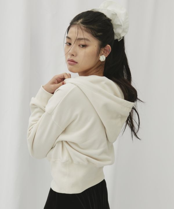 短版合身設計帽T 