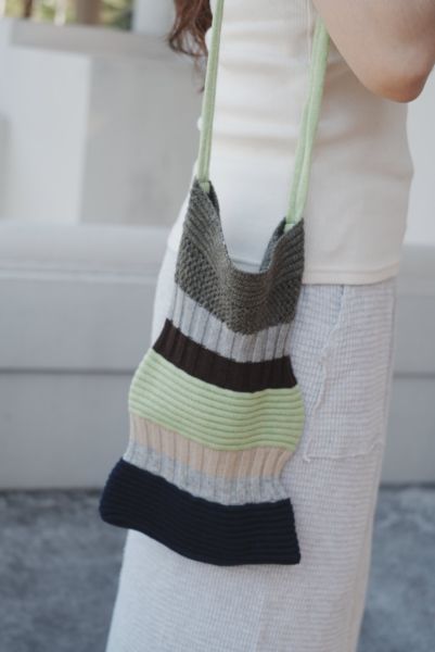 波浪針織小布包 