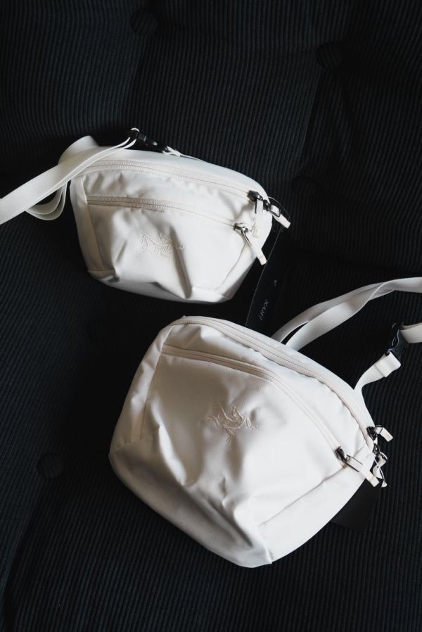 ARC' TERYX 始祖鳥 Mantis 側背包 