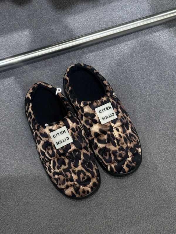 CITEN 法棍半拖鞋 