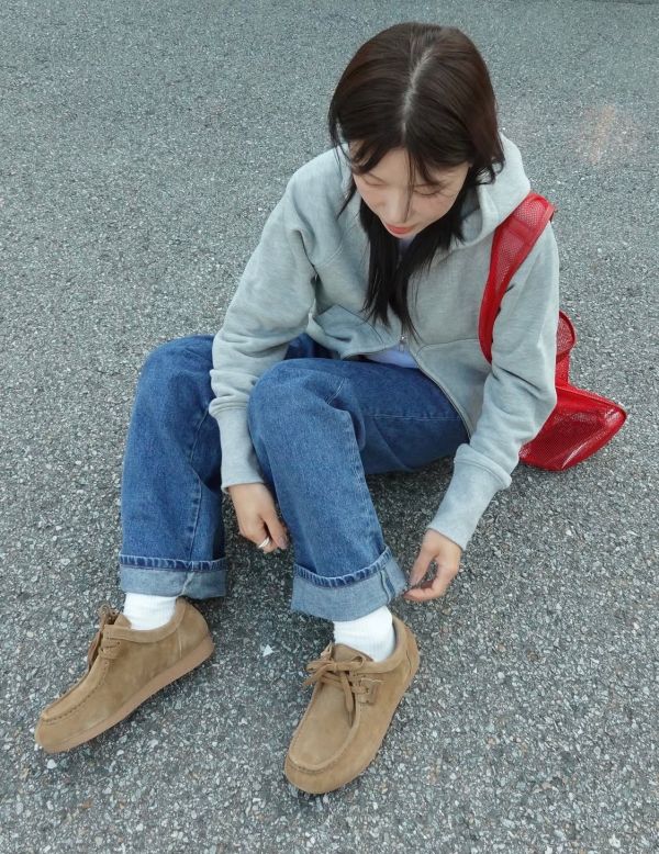 23.65 NUTTY 麂皮袋鼠鞋 