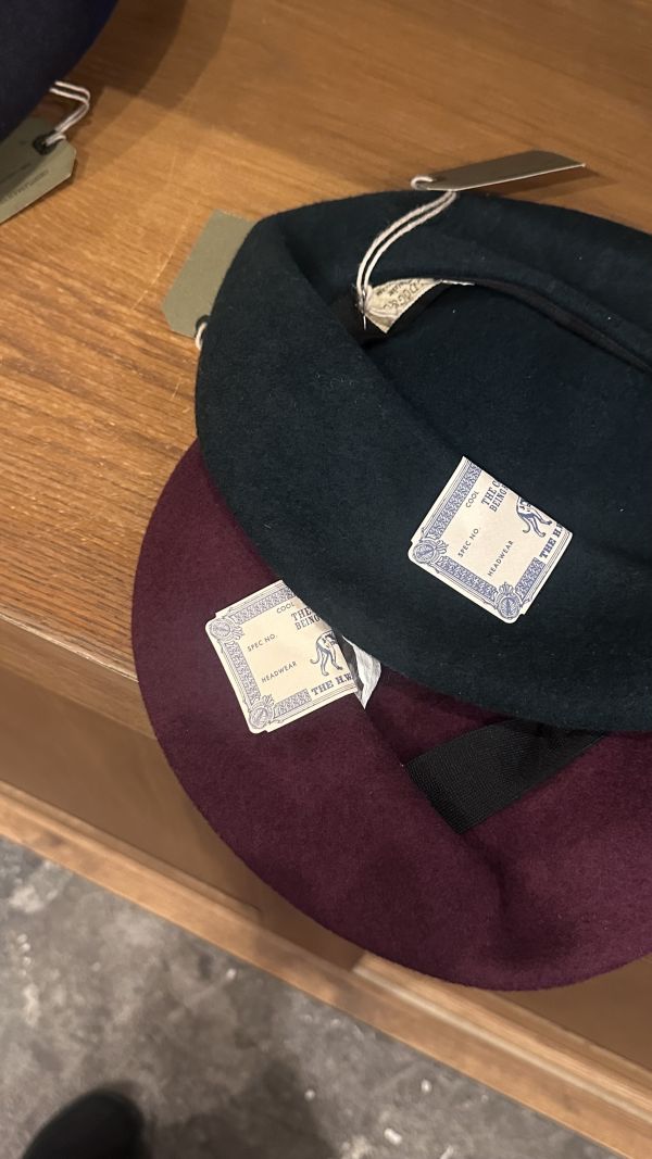 THE H.W. DOG & CO 大帽簷羊毛貝蕾帽 