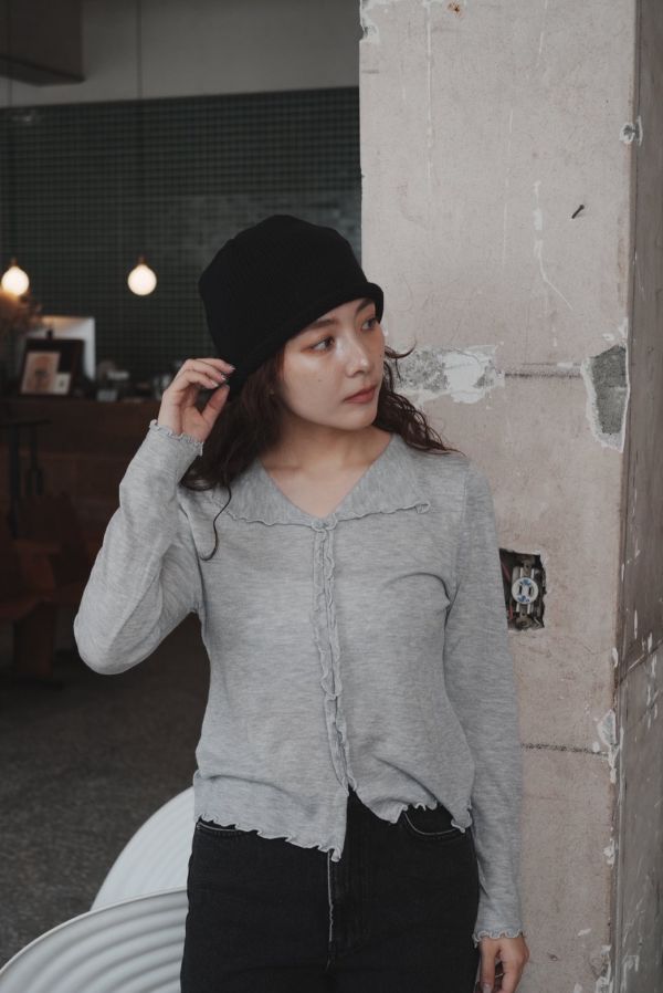 QQ捲邊彈性上衣 