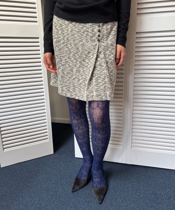 提花多釦及膝裙 