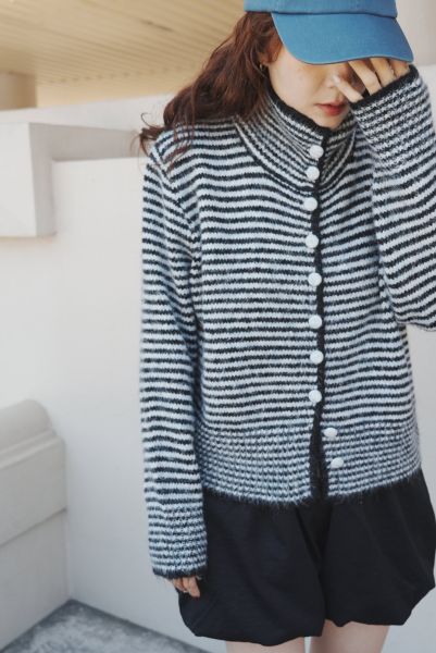 條紋Q彈針織外套 