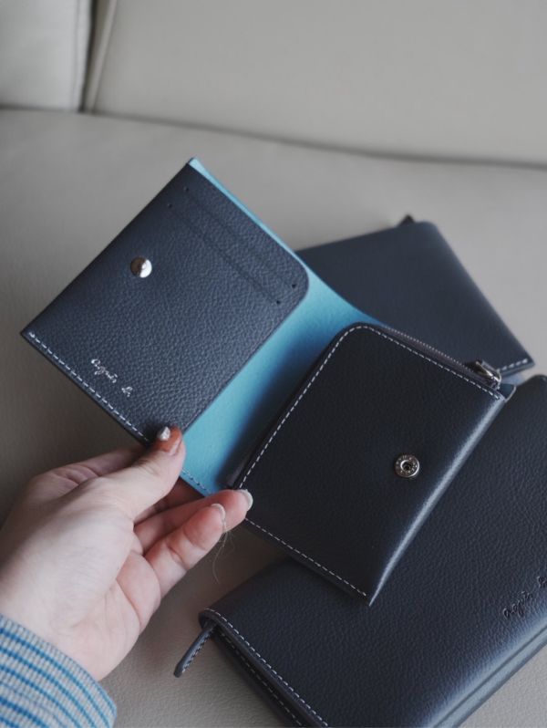 agnes.b 素雅中性皮夾 