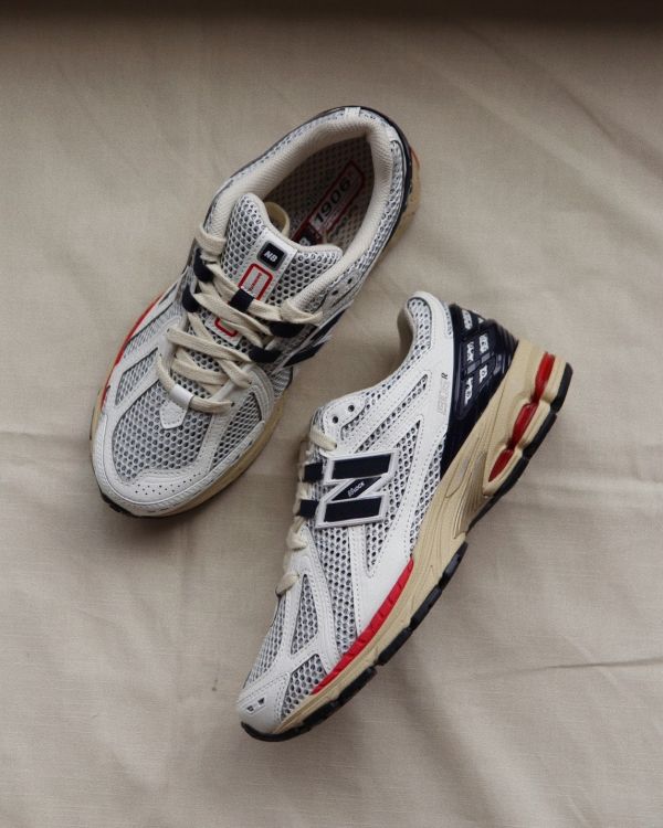 NEW BALANCE M1906RR/RQ 