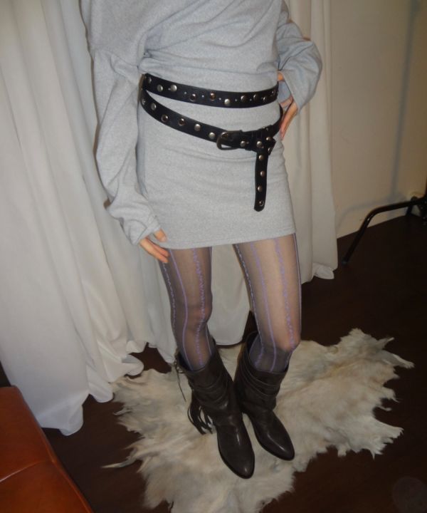 多功能鉚釘長皮帶 