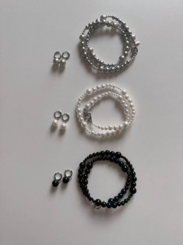 珍珠項鍊 / 耳環 