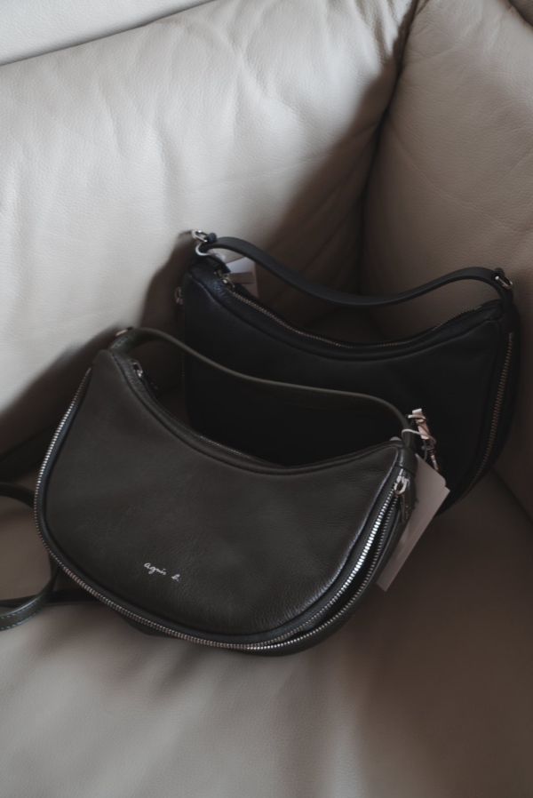 agnes b. Voyage 真皮彎月兩用包 