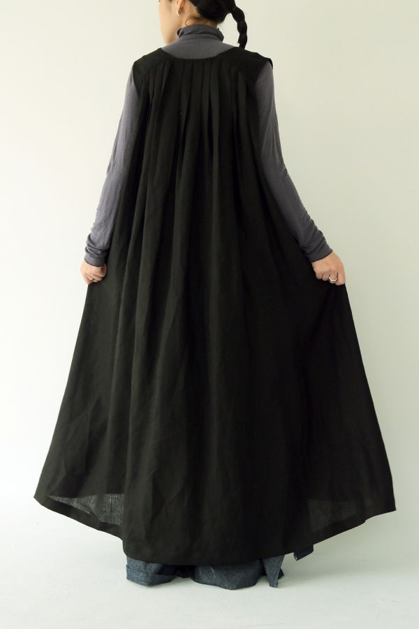 川衣 WEAR BEING｜牧服者 V領百摺背心長洋裝 黑 