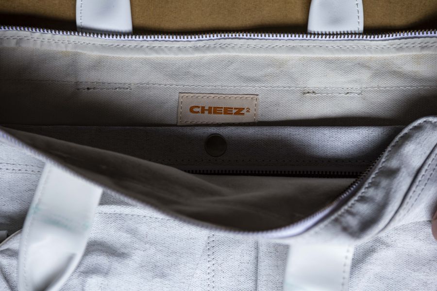 CHEEZ CHEEZ帆布鞄_Avi bag_方白 