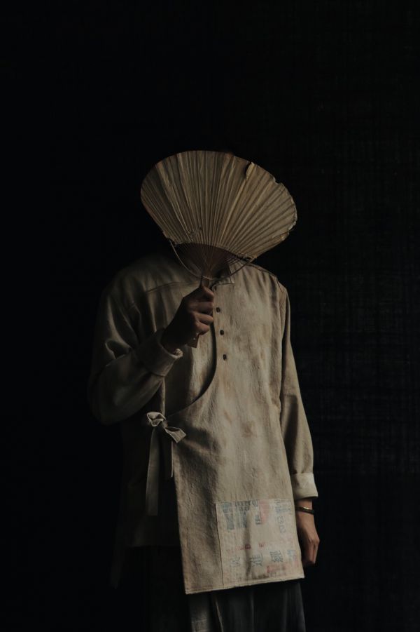 HERMIT_XIU｜早期糧袋襤褸植物染斜襟綁帶外套 
