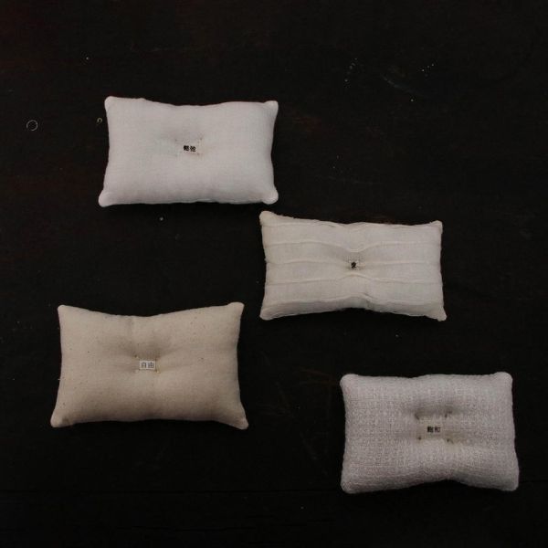 步野 Wild Fabric｜讀布 | 小枕頭 