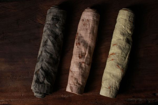 鐵鏽物件｜茶席巾_欖仁 