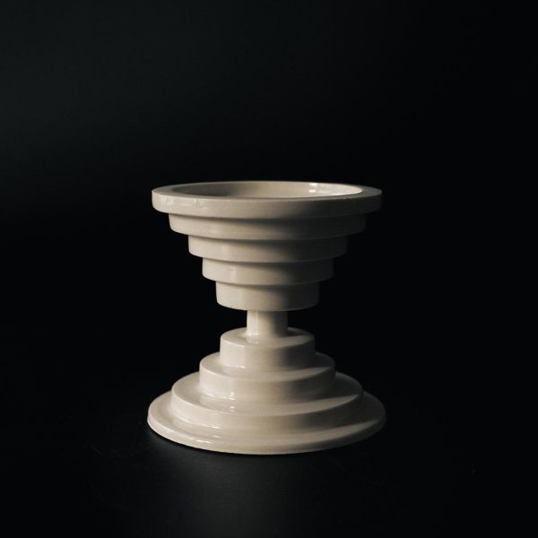 Ernst Memorial Hall | Geometrica | 漏斗型燭台 