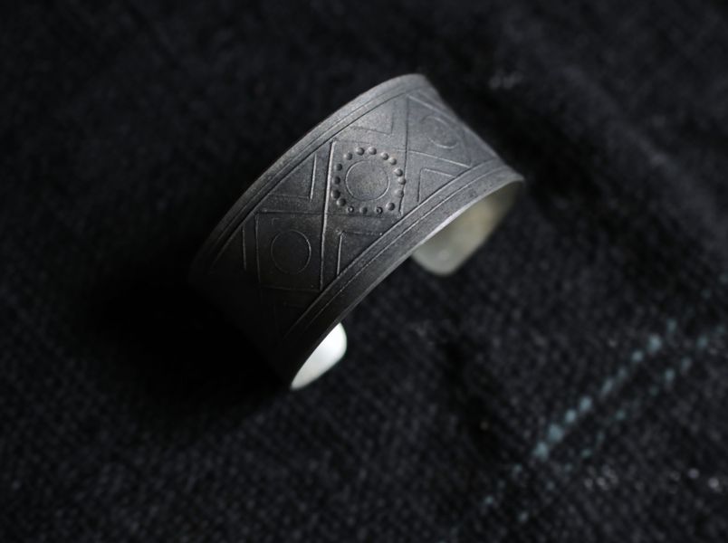 伴哲生錫飾品＿寬手環 