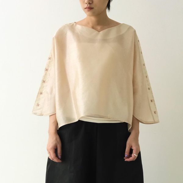 川衣 WEAR BEING｜平領拼接切袖寬版上衣(米膚) 