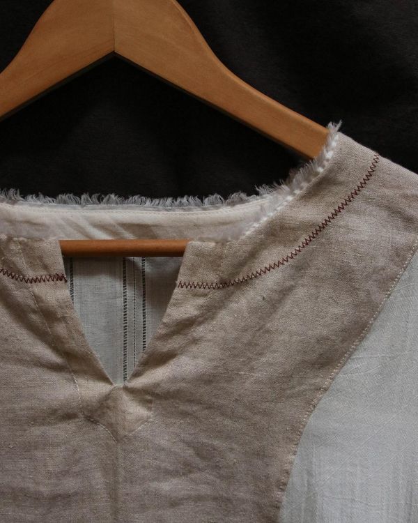 步野 Wild Fabric｜讀布 | V領拼布短袖 