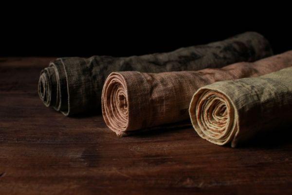 鐵鏽物件｜茶席巾_欖仁 