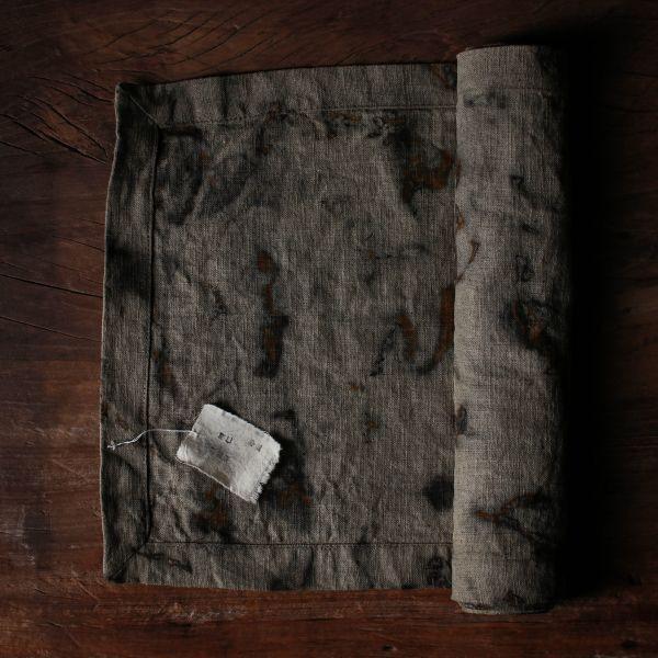 鐵鏽物件｜茶席巾_欖仁 