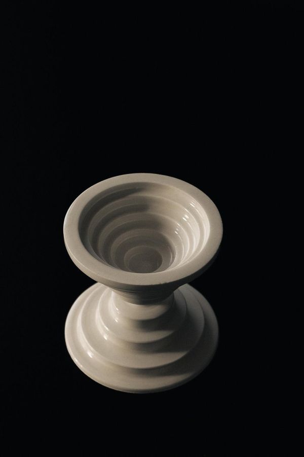 Ernst Memorial Hall | Geometrica | 漏斗型燭台 