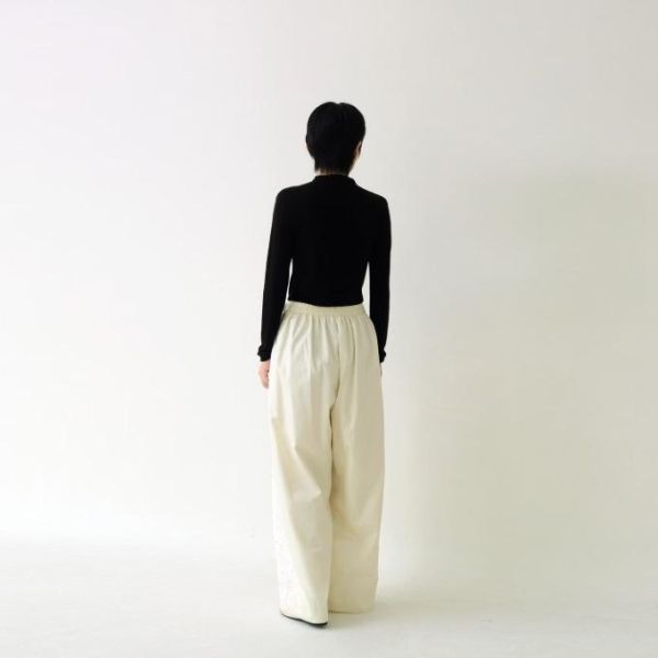 川衣 WEAR BEING｜拼接弧型寬版葉形褲(米白棉X刺繡絲) 