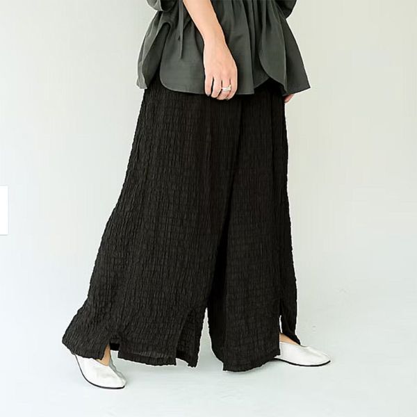 川衣 WEAR BEING|蠶絲前開衩寬褲 皺摺黑