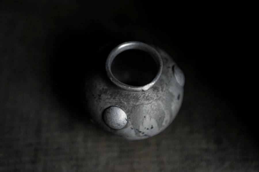 伴哲生錫器＿潑墨小圓花器 