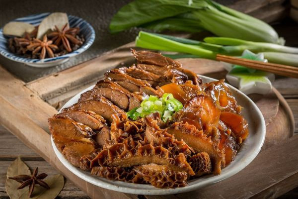 試個口味組 2025年菜推薦,2025送禮,乾式滷味,眷村滷味,滷牛腱,豆干