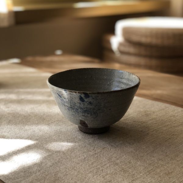 藍灰刷紋茶碗 藍灰釉, 刷紋, 民藝系, 日本茶碗, 手作茶碗, 自然釉, 茶道具, 茶碗收藏, 一番茶棧