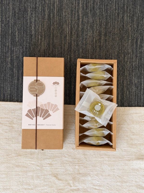 迷你烏龍茶鳳梨酥 (10顆裝) 迷你烏龍茶鳳梨酥
茶鳳梨酥小包裝
迷你鳳梨酥
16顆鳳梨酥
台灣茶伴手禮
辦公室分享點心
小鳳梨酥禮盒
