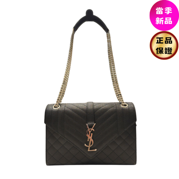 Saint Laurent 600185 YSL Envelope 粒面絎縫中型信封包 黑色銀鍊 SaintLaurent信封包,YSL絎縫中包,黑色YSL銀鍊包,YSL Envelope真品,義大利精品肩背包,法式精品包推薦,YSL滑鍊信封包,精品平行輸入,100%真品保證