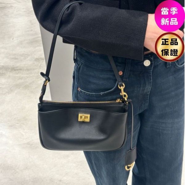 Balenciaga 814111 Rodeo Sling 小牛皮迷你包  黑色 Balenciaga, Rodeo Sling Pochette, 迷你斜背包, 小牛皮包, 黑色迷你包, Balenciaga 包推薦, 精品包款推薦, 小型肩背包, 精品斜背包, 精品包評價, 精品包價格, 平行輸入, 精品平行輸入, 100% 真品, 專櫃真品保證, 精品折扣, 優惠精品價格, 限時優惠, 快速配送, 台灣精品代購, 精品包包哪裡買, 精品包專櫃價格
