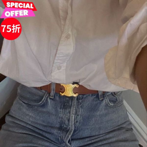 Celine 45AK93 女款平滑小牛皮 Triomphe 凱旋門 2.5 公分寬腰帶  黃褐色  85公分 Celine、Triomphe、Celine腰帶價格、Celine腰帶專櫃、Celine配件評價、Celine腰帶尺寸、Celine專櫃位置、Celine真品鑑定、小牛皮腰帶、凱旋門腰帶、金扣腰帶、精品腰帶、精品配件推薦、皮帶推薦、實用配件推薦、精品腰帶評價、腰帶價格、平行輸入、精品平行輸入、100%真品、專櫃真品保證、精品折扣、優惠精品價格、限時優惠、快速配送、台灣精品代購、精品腰帶哪裡買、精品