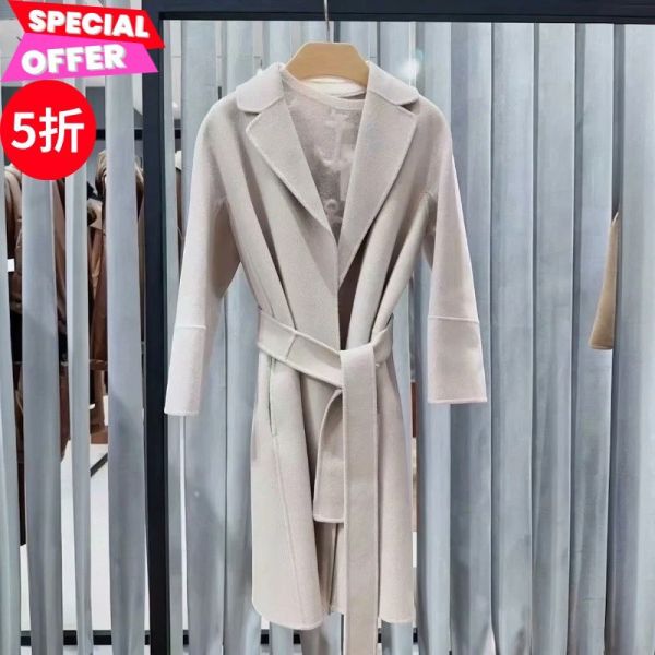 Max Mara Stuio 女款  雙面綿羊毛 Arona 法式外套/大衣  EU 38  沙色 Max Mara、Arona、MaxMara大衣價格、MM大衣專櫃、MaxMara評價、MM大衣尺寸、MaxMara專櫃位置、MM真品鑑定、羊毛大衣、和服袖、雙面大衣、精品大衣、精品外套推薦、羊毛大衣推薦、實用大衣推薦、精品大衣評價、大衣價格、平行輸入、精品平行輸入、100%真品、專櫃真品保證、精品折扣、優惠精品價格、限時優惠、快速配送、台灣精品代購、精品大衣哪裡買、精品外套專櫃價格
