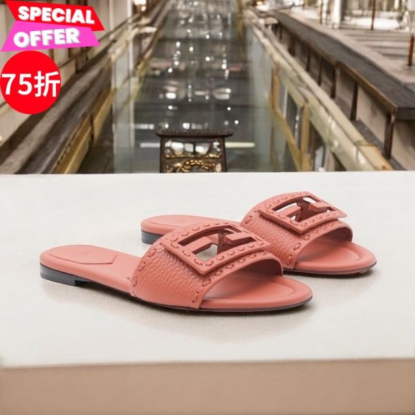 Fendi 8R8136 Baguette Selleria 外縫線皮革涼涼鞋    棕褐色    IT35/36/36.5/37/37.5/38/38.5/39 Fendi、Baguette、8R8136AQY2、Fendi 8R8136AQY2、小牛皮涼鞋、棕褐色涼鞋、寬帶涼鞋、Selleria 縫線、義大利製奢侈品、FF圖案、精品涼鞋、精品涼鞋推薦、精品涼鞋評價、精品涼鞋價格、平行輸入、100%真品、專櫃真品保證、限時優惠、精品鞋履哪裡買


IT36/37/38