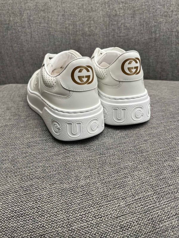 Gucci 669582 男款 GG 壓印運動鞋/小白鞋 白色  UK6.5/8.5/9 Gucci 669582 男款 GG 壓印運動鞋/小白鞋 白色
