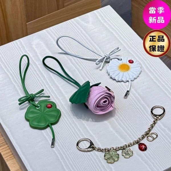 Dior 30 Montaigne 2公分小牛皮雙面腰帶  黑與白色 80/95公分 Dior, Clover, 包款吊飾, 小牛皮, 綠色, 義大利製造