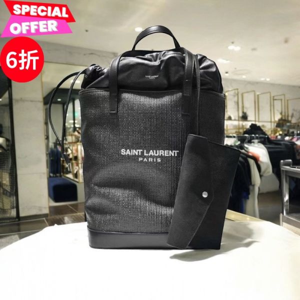 Saint Laurent 551595 Teddy 可分離拉繩內袋托特包  附小包/黑色 Saint Laurent、Teddy、YSL包包價格、YSL包專櫃、YSL包款評價、YSL包包尺寸、YSL專櫃位置、YSL真品鑑定、托特包、帆布包、購物包、精品包款、精品包推薦、托特包推薦、實用包款推薦、精品包評價、精品包價格、平行輸入、精品平行輸入、100%真品、專櫃真品保證、精品折扣、優惠精品價格、限時優惠、快速配送、台灣精品代購、精品包包哪裡買、精品包專櫃價格