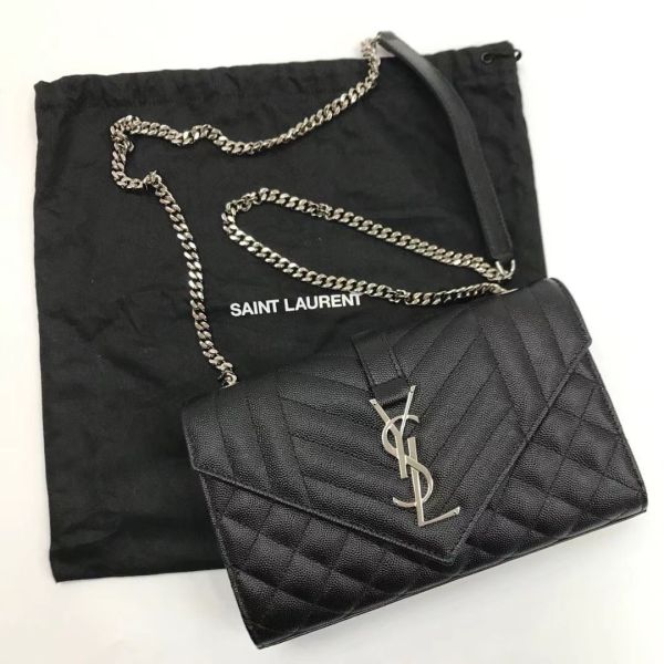 Saint Laurent YSL 600195 三種衍縫粒面壓紋皮革信封包  黑色及銀色Logo Saint Laurent ,YSL, 600195 ,三種衍縫,粒面壓紋皮革,信封包