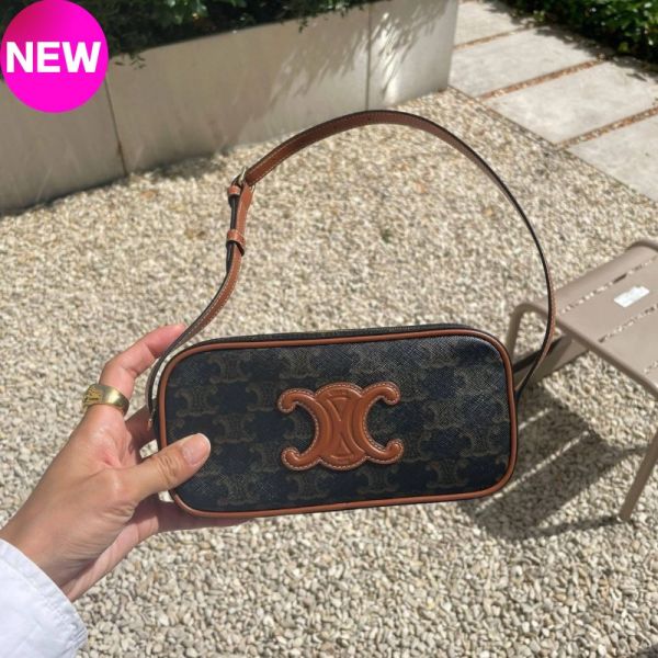 Celine 10J582 迷你 Cuir Triomphe 老花凱旋門相機包    黃褐色 Celine 迷你 Cuir Triomphe 老花凱旋門相機包



黃褐色