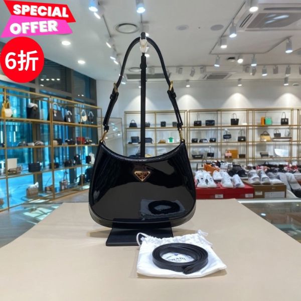 Prada 1BC169 Cleo 漆皮肩背包   黑色 Prada, Cleo, Prada Cleo, Prada 肩背包, 漆皮包, 精品包款, 精品平行輸入, 100% 真品, 專櫃真品保證, 精品折扣, 優惠精品價格, 限時優惠, 快速配送, 台灣精品代購