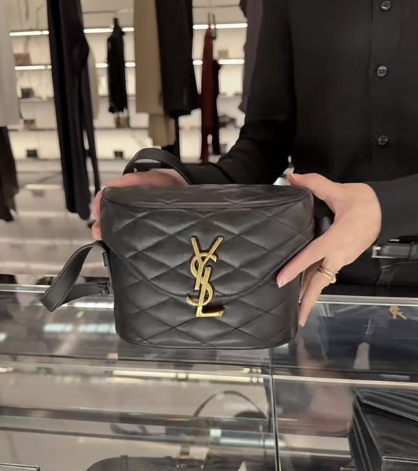 Saint Laurent 710080 YSL June 絎縫小羊皮 Box 包 