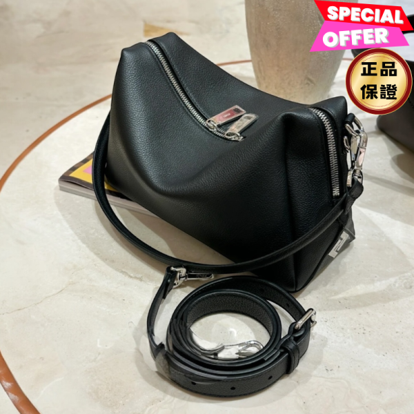 Fendi 7VA667 大款全紋理小牛皮 Lui 包  黑色 FENDI, Lui大型款式, 黑色皮革包款, 義大利製造, 全紋理小牛皮, FF金屬貼花, 時尚單品

八字推薦廣告語 皮革精緻 實用必備