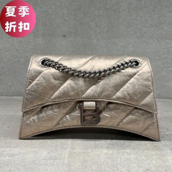 Balenciaga 781920 小款 Crush 絎縫鏈條包     香檳金 Balenciaga、Crush Chain、菱格紋包、鏈帶包、小牛皮包、精品包包、平行輸入、精品平行輸入、100%真品、專櫃真品保證、精品折扣、優惠精品價格、限時優惠、快速配送、台灣精品代購
