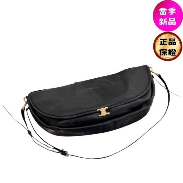 Celine 124142 Soft Triomphe Halfmoon亮面小羊皮半月包 黑色 CELINE,Triomphe,小羊皮肩背包,黑色精品包,法式極簡