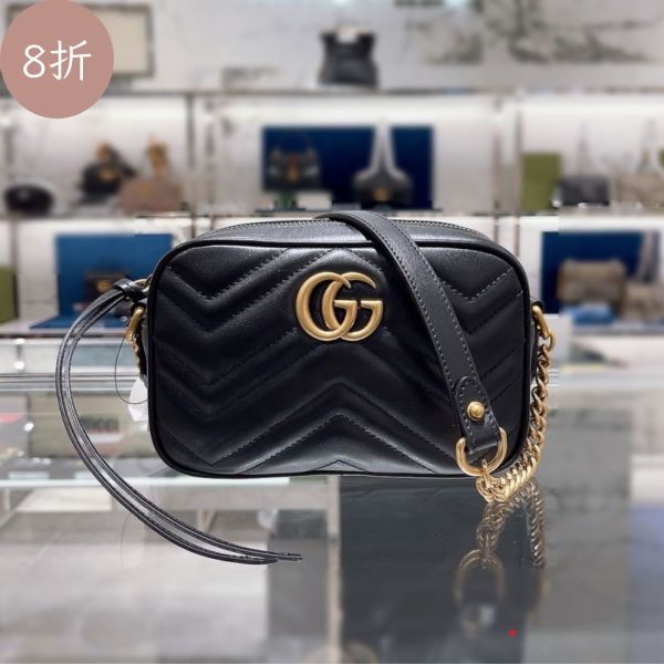 Gucci GG Marmont 448065 迷你立體浮雕相機包  黑色 Gucci GG Marmont迷你相機包,黑色chevron皮革,雙G肩背包,奢華時尚包款