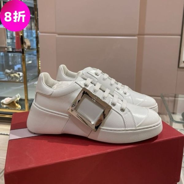 Roger Vivier Viv Skate 金屬方釦皮革運動鞋  白色 /何超蓮同款    IT 35/35.5/36/36.5/37/37.5/38/38.5/39 Roger Vivier Viv Skate, 金屬方釦運動鞋, 白色運動鞋, 何超蓮同款, Roger Vivier 皮革運動鞋, 義大利製奢華運動鞋, 台灣 VOGUE 運動鞋推薦, Net-A-Porter 奢華鞋款