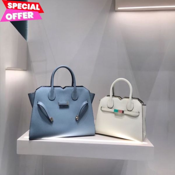 Valextra 中款小牛皮 Milano包 尼加拉瓜瀑布藍色 Valextra Milano包, Valextra 小牛皮包, 中款 Milano包, 藍色小牛皮包, 義大利手工包, 低調奢華包, 時尚手袋